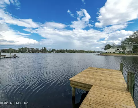 3779 Cedarcrest Dr, Jacksonville, FL 32210