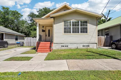 1071 Scriven St, Jacksonville, FL 32209