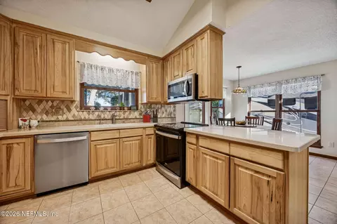 Kitchen - 97146 Pirates Point Rd, Yulee, FL 32097 photo 1 of 4
