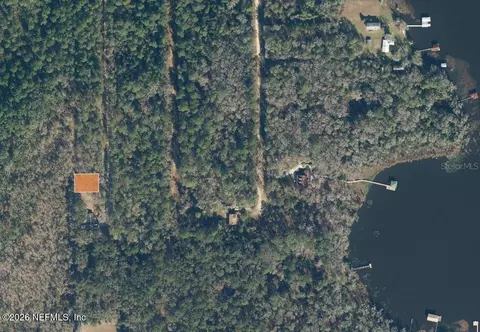131 Orange Dr, Florahome, FL 32140 photo 3