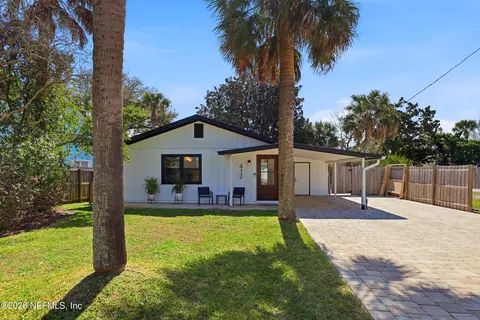 412 13th Ave S, Jacksonville Beach, FL 32250
