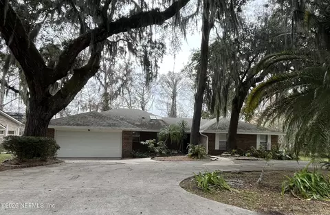 700 Governors Cir, Green Cove Springs, FL 32043