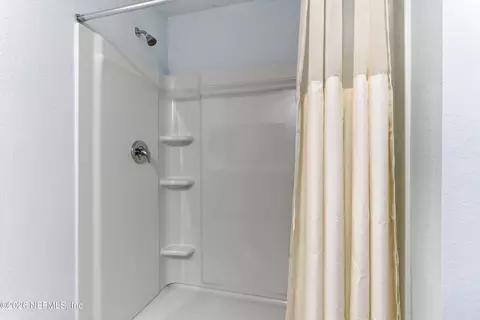 Bath - 103 Seaport Breeze Rd, Saint Augustine, FL 32095 photo 2 of 3