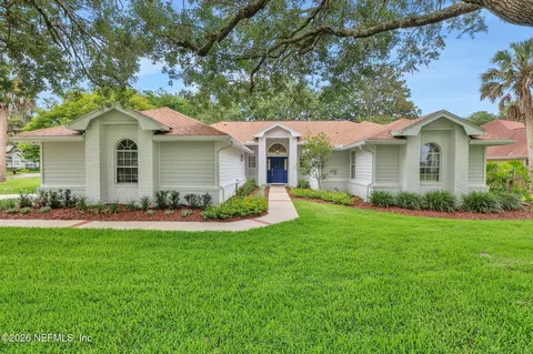 2032 Marye Brant Loop N, Neptune Beach, FL 32266