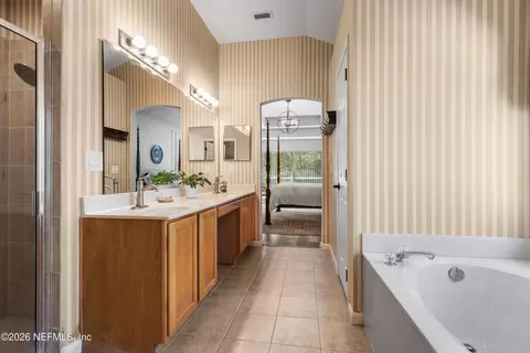 Bath - 221 Cacique Dr, Saint Augustine, FL 32086 photo 2 of 6