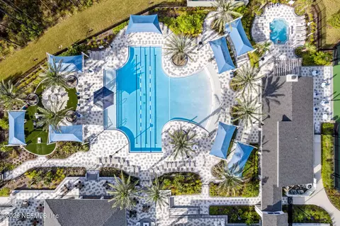 Exterior - 555 Blue Daze St, Yulee, FL 32097 photo 14 of 16