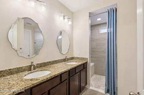 Bath - 261 Palisade Dr, Saint Augustine, FL 32092 photo 3 of 4