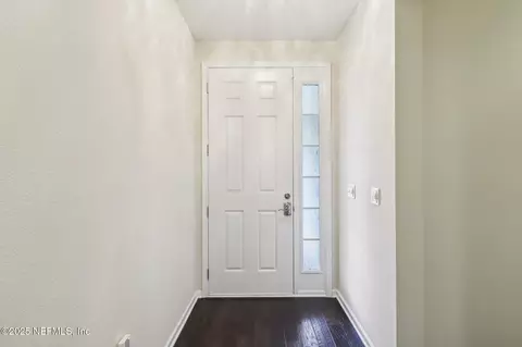 Entry Way - 261 Palisade Dr, Saint Augustine, FL 32092 photo 2 of 3