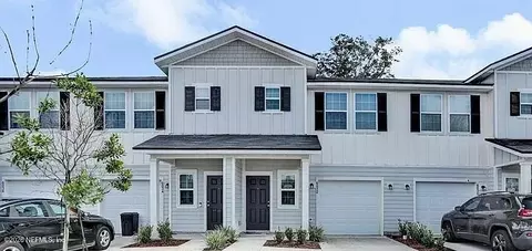 6039 Carolines Ct, Jacksonville, FL 32277