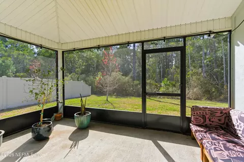 Exterior - 65672 Edgewater Dr, Yulee, FL 32097 photo 2 of 5