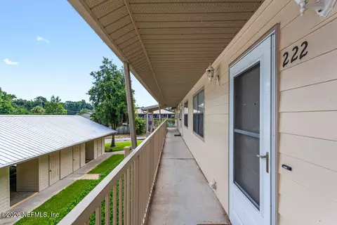 222 Hiawatha Ct #222, East Palatka, FL 32131