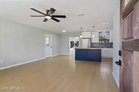 Living - 3640 Fort Peyton Cir, Saint Augustine, FL 32086 photo 1 of 6