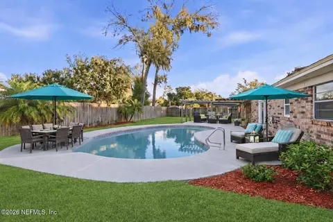 3448 Red Oak Cir E, Orange Park, FL 32073