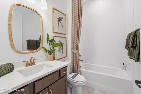 Bath - 616 Knotted Birch Ave, Saint Augustine, FL 32092 photo 6 of 6