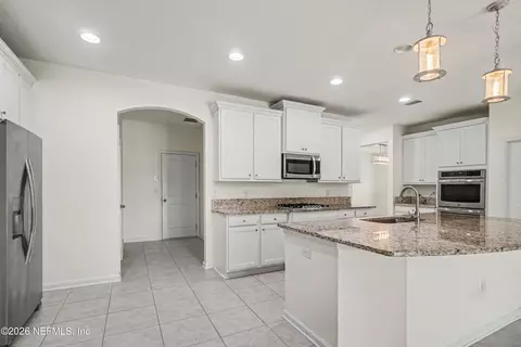 Kitchen - 179 Greenview Ln, Saint Augustine, FL 32092 photo 1 of 2