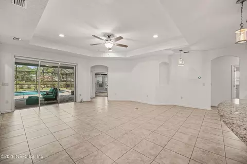 Living - 179 Greenview Ln, Saint Augustine, FL 32092 photo 2 of 5