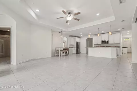 Living - 179 Greenview Ln, Saint Augustine, FL 32092 photo 5 of 8