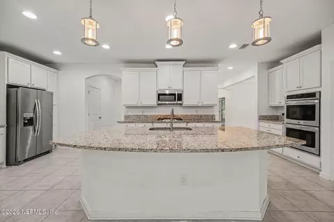 Kitchen - 179 Greenview Ln, Saint Augustine, FL 32092 photo 3 of 3