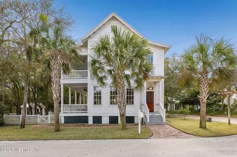 1102 Ladies St, Fernandina Beach, FL 32034