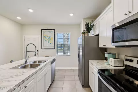 Kitchen - 70 Whispering Brook Dr, Saint Augustine, FL 32084 photo 2 of 5