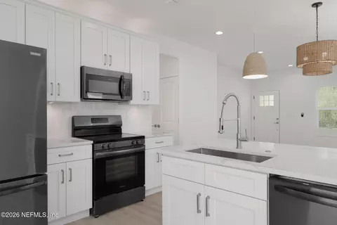 Kitchen - 609 Twenty Second St, Saint Augustine, FL 32084 photo 3 of 3