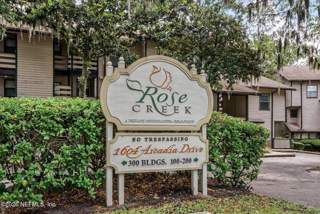 1604 Arcadia Dr #105, Jacksonville, FL 32207