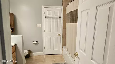 Bath - 200 Mockingbird Ct, Georgetown, FL 32139 photo 1 of 6