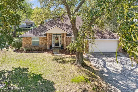 1802 Blue Heron Ln, Jacksonville Beach, FL 32250