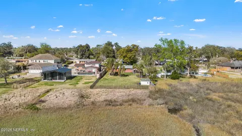 284 Baisden Rd, Jacksonville, FL 32218