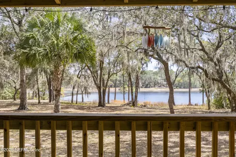 167 W Strickland Rd, Interlachen, FL 32148