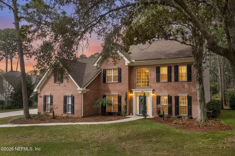 8644 Hampshire Glen Dr S, Jacksonville, FL 32256