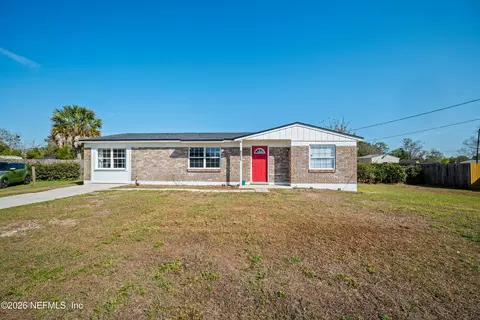 8250 Springer Ct, Jacksonville, FL 32244