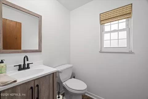 Bath - 986 State Road 20, Interlachen, FL 32148 photo 2 of 3