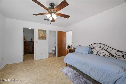 Bedroom - 986 State Road 20, Interlachen, FL 32148 photo 1 of 3