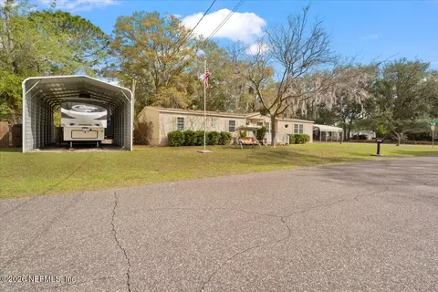2553 Water Bluff Dr, Jacksonville, FL 32218