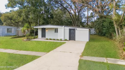 1942 Brookview Dr S, Jacksonville, FL 32246