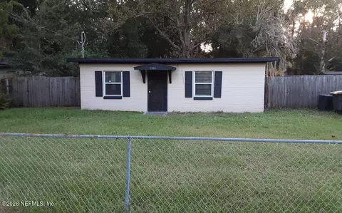 1161 Lake Shore Boulevard Blvd, Jacksonville, FL 32205