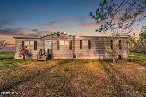 5598 Richardson Rd, Glen Saint Mary, FL 32040
