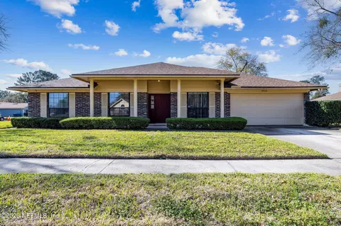 5848 Copper Lake Dr, Jacksonville, FL 32218