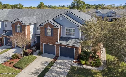 13266 Stone Pond Dr, Jacksonville, FL 32224