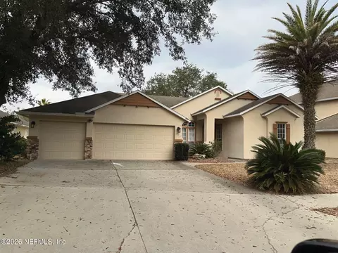 688 Wakeview Dr, Orange Park, FL 32065