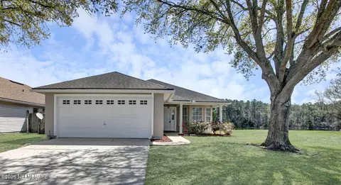 9326 Prosperity Lake Dr, Jacksonville, FL 32244