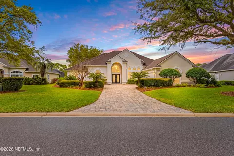 8245 Persimmon Hill Ln, Jacksonville, FL 32256