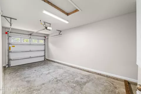 423 W 61st St, Jacksonville, FL 32208