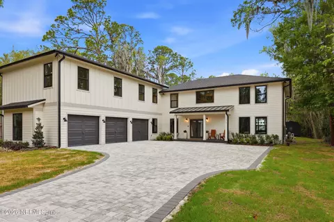 1317 S Shore Dr, Fleming Island, FL 32003