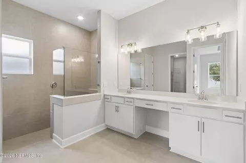 Bath - 85148 Sandy Ridge Loop #0017, Yulee, FL 32097 photo 1 of 2