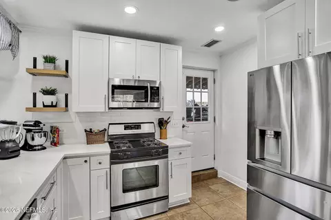 Kitchen - 8160 Wendover Rd, Saint Augustine, FL 32092 photo 3 of 5