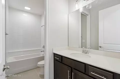 Bath - 85350 Sandy Ridge Loop #0039, Yulee, FL 32097 photo 3 of 3