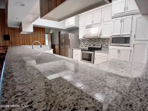 Kitchen - 43535 Freedom Dr, Callahan, FL 32011 photo 2 of 4
