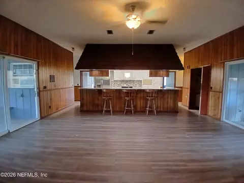 Living - 43535 Freedom Dr, Callahan, FL 32011 photo 2 of 6